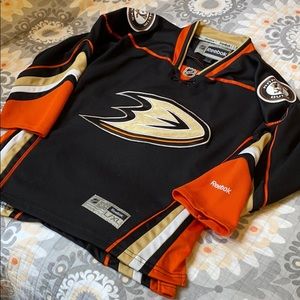 L/XL Youth Anaheim Ducks Jersey